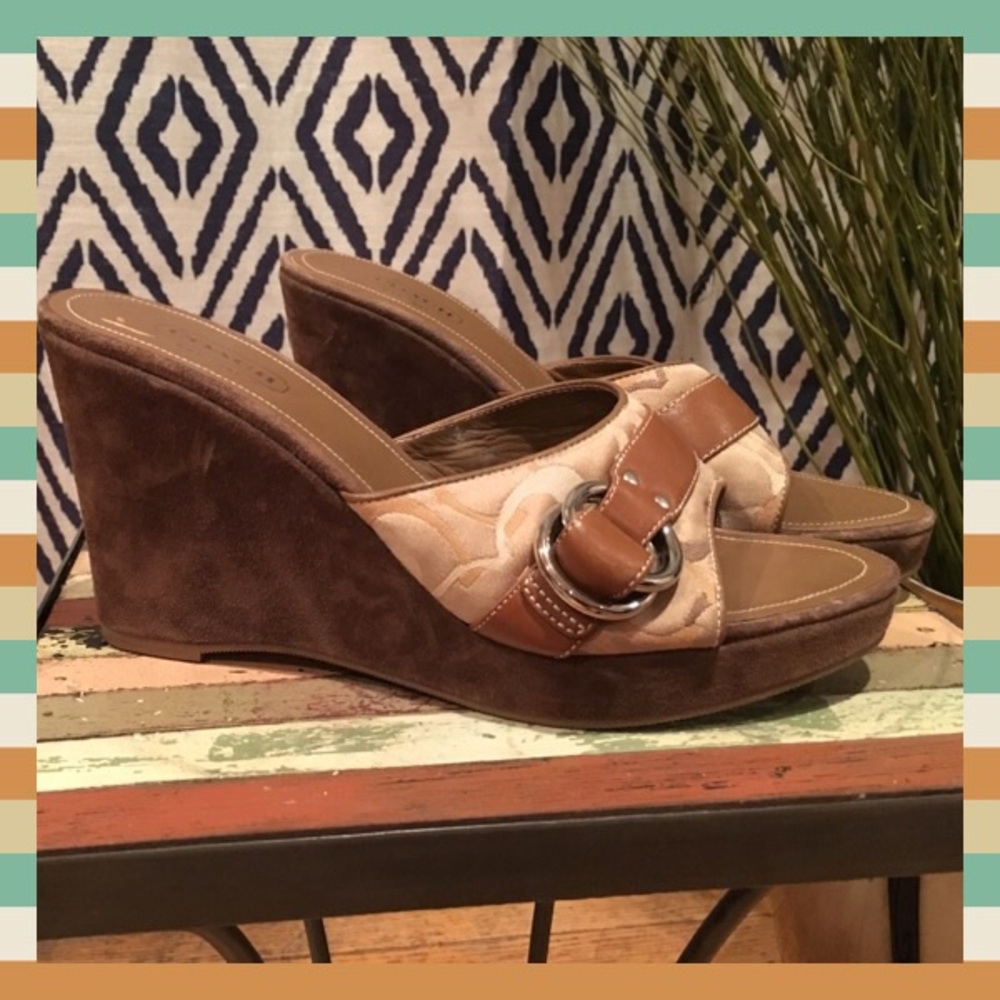 Authentic COACH 👡 - Picture 3 of 4